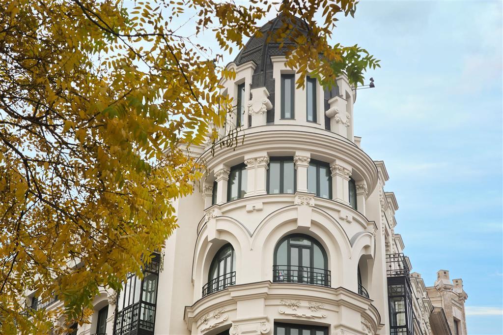 One Shot Luchana Madrid Exterior photo
